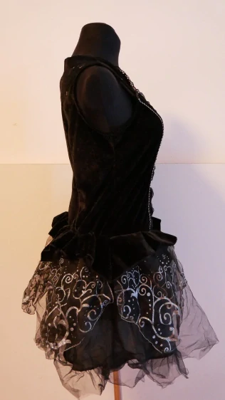 Upíří šaty George