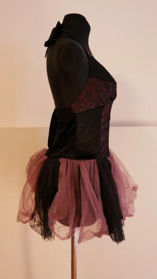 Čarodějnické minišaty Ann Summers 